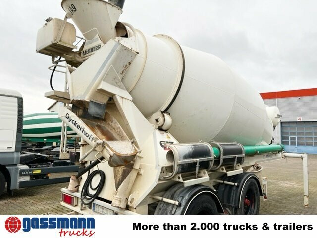 MÜLLER MITTELTAL SF32, Liebherr Betonmischer - Betonkeverő félpótkocsi: 5 kép. MÜLLER MITTELTAL SF32, Liebherr Betonmischer - Betonkeverő félpótkocsi: 5 kép.