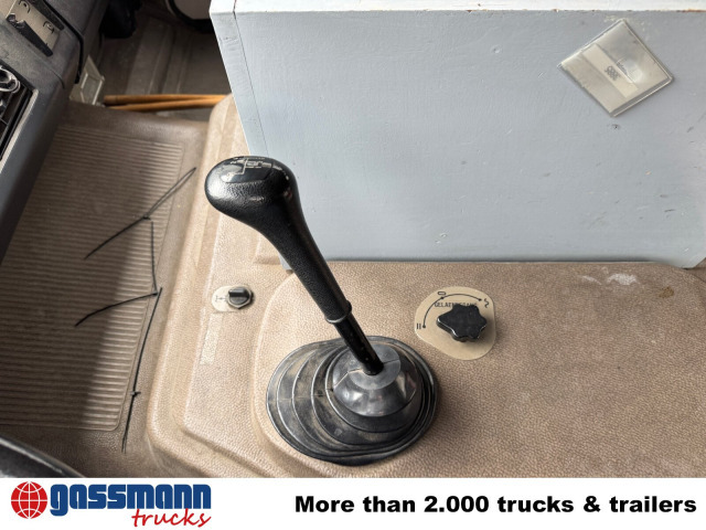 Mercedes-Benz 1222 AF 4x4 Doka, LF 16 TS - Tűzoltóautó: 5 kép. Mercedes-Benz 1222 AF 4x4 Doka, LF 16 TS - Tűzoltóautó: 5 kép.