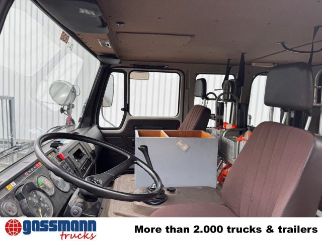 Mercedes-Benz 1222 AF 4x4 Doka, LF 16 TS - Tűzoltóautó: 2 kép. Mercedes-Benz 1222 AF 4x4 Doka, LF 16 TS - Tűzoltóautó: 2 kép.