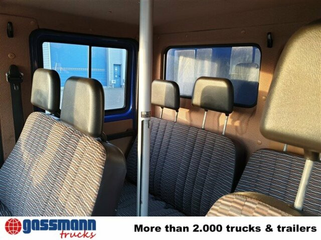 Mercedes-Benz 508 D 4x2 Doka, EX-THW - Platós teherautó: 4 kép. Mercedes-Benz 508 D 4x2 Doka, EX-THW - Platós teherautó: 4 kép.