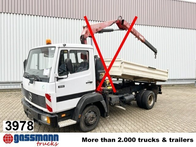 Mercedes-Benz 811 K 4x2 - Billenőplatós teherautó: 1 kép. Mercedes-Benz 811 K 4x2 - Billenőplatós teherautó: 1 kép.