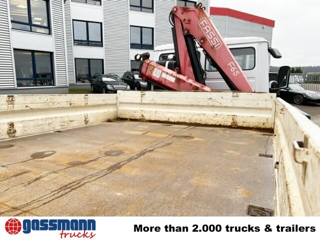 Mercedes-Benz 811 K 4x2 mit Kran Fassi F65A.21 (BJ.2009) - Billenőplatós teherautó, Darus autó: 2 kép. Mercedes-Benz 811 K 4x2 mit Kran Fassi F65A.21 (BJ.2009) - Billenőplatós teherautó, Darus autó: 2 kép.