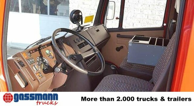 Mercedes-Benz 811D 4x2 LF Feuerwehrwagen - Tűzoltóautó: 5 kép. Mercedes-Benz 811D 4x2 LF Feuerwehrwagen - Tűzoltóautó: 5 kép.