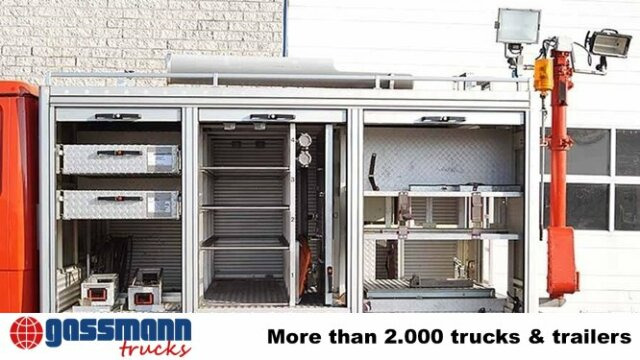 Mercedes-Benz 811D 4x2 LF Feuerwehrwagen - Tűzoltóautó: 3 kép. Mercedes-Benz 811D 4x2 LF Feuerwehrwagen - Tűzoltóautó: 3 kép.