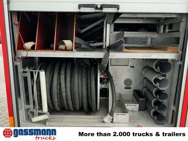 Mercedes-Benz 814 D 4x2 Doka, TLF 8 - Tűzoltóautó: 2 kép. Mercedes-Benz 814 D 4x2 Doka, TLF 8 - Tűzoltóautó: 2 kép.