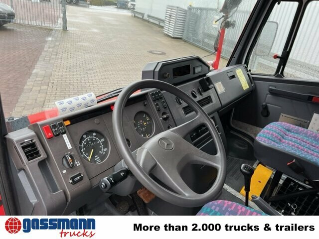 Mercedes-Benz 814 D 4x2 Doka, TLF 8 - Tűzoltóautó: 4 kép. Mercedes-Benz 814 D 4x2 Doka, TLF 8 - Tűzoltóautó: 4 kép.