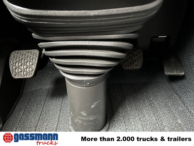 Mercedes-Benz Actros 2141 K 4x2 - Alvaz teherautó: 5 kép. Mercedes-Benz Actros 2141 K 4x2 - Alvaz teherautó: 5 kép.