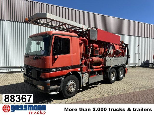 Mercedes-Benz Actros 2635 6x4, Kutschke Saug- und Spülwagen - Utcaseprő gép: 1 kép. Mercedes-Benz Actros 2635 6x4, Kutschke Saug- und Spülwagen - Utcaseprő gép: 1 kép.