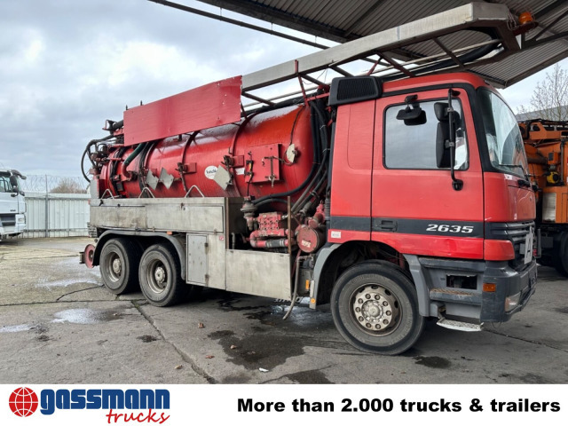 Mercedes-Benz Actros 2635 6x4, Kutschke Saug- und Spülwagen - Utcaseprő gép: 2 kép. Mercedes-Benz Actros 2635 6x4, Kutschke Saug- und Spülwagen - Utcaseprő gép: 2 kép.