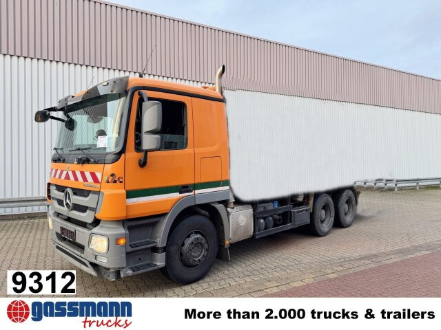 Mercedes-Benz Actros 2641/48 L 6x4 - Alvaz teherautó: 1 kép. Mercedes-Benz Actros 2641/48 L 6x4 - Alvaz teherautó: 1 kép.