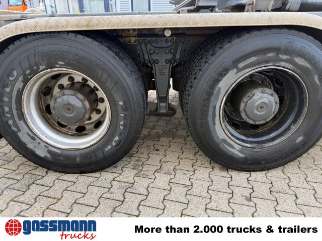 Mercedes-Benz Actros 2644 L 6x4 - Alvaz teherautó: 5 kép. Mercedes-Benz Actros 2644 L 6x4 - Alvaz teherautó: 5 kép.