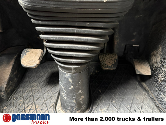 Mercedes-Benz Actros 3241 K 8x4/4, Bordmatik - Billenőplatós teherautó: 5 kép. Mercedes-Benz Actros 3241 K 8x4/4, Bordmatik - Billenőplatós teherautó: 5 kép.