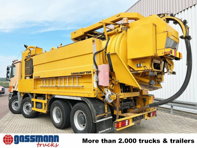 Mercedes-Benz Actros 3243 K 8x4/4, Müller Saug- und - Utcaseprő gép: 2 kép. Mercedes-Benz Actros 3243 K 8x4/4, Müller Saug- und - Utcaseprő gép: 2 kép.