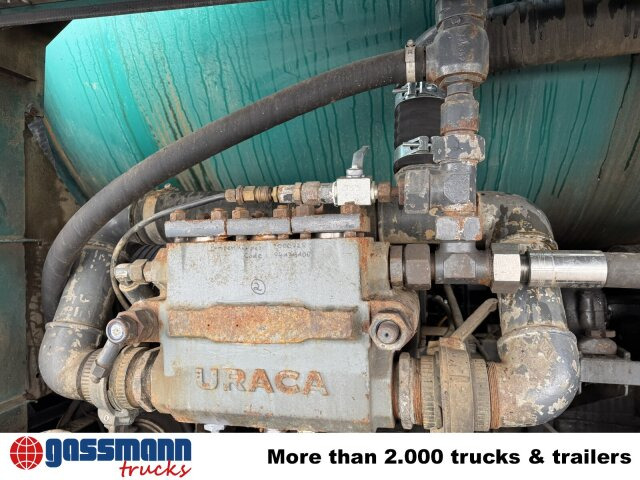 Utcaseprő gép Mercedes-Benz Actros 3348 6x4, V8, Kroll Saug-/Spülwagen ca.: 12 kép.