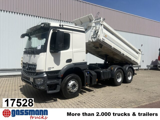 Mercedes-Benz Arocs 2643 K 6x4, Meiller Kipper - Billenőplatós teherautó: 1 kép. Mercedes-Benz Arocs 2643 K 6x4, Meiller Kipper - Billenőplatós teherautó: 1 kép.