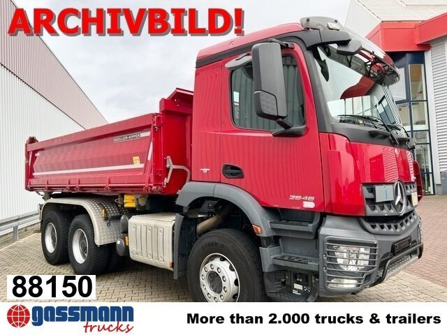 Mercedes-Benz Arocs 2653 K 6x4, Retarder, MultimediaCockpit, - Billenőplatós teherautó: 1 kép. Mercedes-Benz Arocs 2653 K 6x4, Retarder, MultimediaCockpit, - Billenőplatós teherautó: 1 kép.