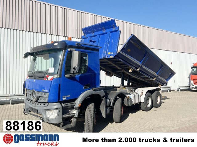 Mercedes-Benz Arocs 3243 K 8x4/4, Bordmatik - Billenőplatós teherautó: 1 kép. Mercedes-Benz Arocs 3243 K 8x4/4, Bordmatik - Billenőplatós teherautó: 1 kép.