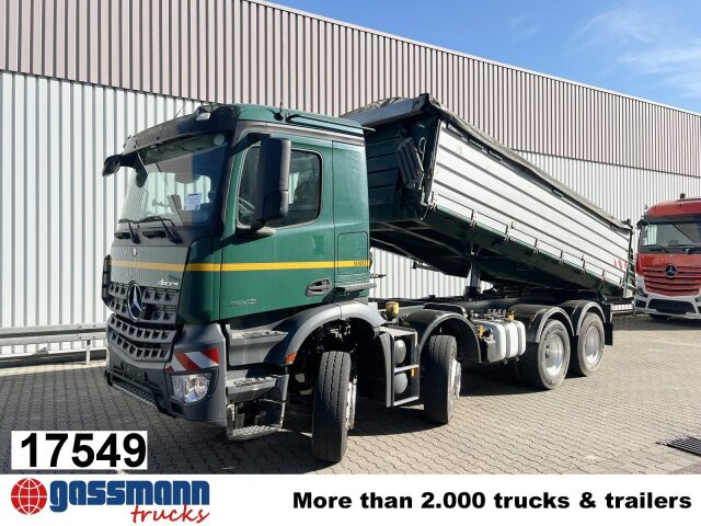Mercedes-Benz Arocs 3243 K 8x4, Ressenig Thermo Alukipper 3-S - Billenőplatós teherautó: 1 kép. Mercedes-Benz Arocs 3243 K 8x4, Ressenig Thermo Alukipper 3-S - Billenőplatós teherautó: 1 kép.