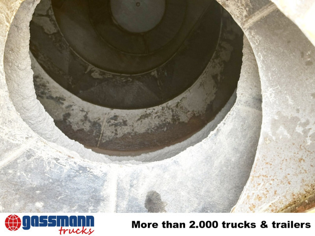 Mercedes-Benz Arocs 3246 B 8x4 Stetter Mischer 7m³, Pumpe 25m - Betonmixer: 3 kép. Mercedes-Benz Arocs 3246 B 8x4 Stetter Mischer 7m³, Pumpe 25m - Betonmixer: 3 kép.