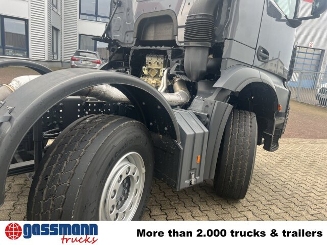 Mercedes-Benz Arocs 3251 L 8x4/4, mit Motorabtrieb C plus NA - Alvaz teherautó: 5 kép. Mercedes-Benz Arocs 3251 L 8x4/4, mit Motorabtrieb C plus NA - Alvaz teherautó: 5 kép.