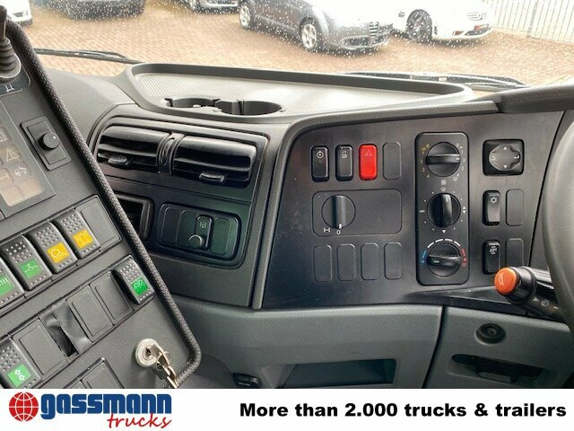 Mercedes-Benz Atego 1524 L 4x2 Kehrmaschine FAUN Viajet - Utcaseprő gép: 5 kép. Mercedes-Benz Atego 1524 L 4x2 Kehrmaschine FAUN Viajet - Utcaseprő gép: 5 kép.