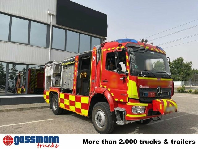 Mercedes-Benz Atego 1530 AF 4x4, Rosenbauer TLF, Retarder - Tűzoltóautó: 3 kép. Mercedes-Benz Atego 1530 AF 4x4, Rosenbauer TLF, Retarder - Tűzoltóautó: 3 kép.