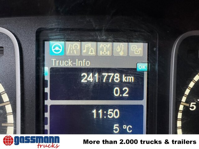 Mercedes-Benz Atego 1530 L 4x2 mit LBW Dhollandia - Platós teherautó: 3 kép. Mercedes-Benz Atego 1530 L 4x2 mit LBW Dhollandia - Platós teherautó: 3 kép.