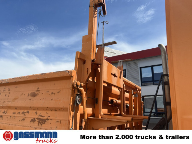 Mercedes-Benz Atego 1823 AK 4x4 - Billenőplatós teherautó: 3 kép. Mercedes-Benz Atego 1823 AK 4x4 - Billenőplatós teherautó: 3 kép.