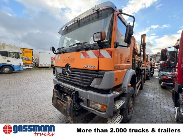 Mercedes-Benz Atego 1828 4x4, Tele-Absetzer, - Konténerszállító: 5 kép. Mercedes-Benz Atego 1828 4x4, Tele-Absetzer, - Konténerszállító: 5 kép.