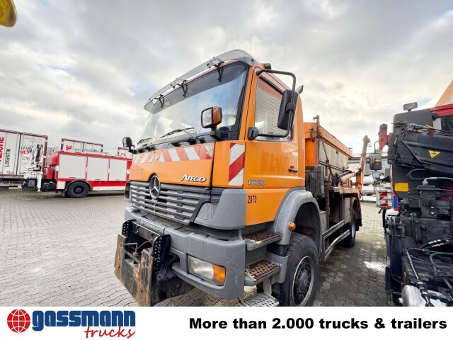 Mercedes-Benz Atego 1828 4x4, Tele-Absetzer, - Konténerszállító: 3 kép. Mercedes-Benz Atego 1828 4x4, Tele-Absetzer, - Konténerszállító: 3 kép.
