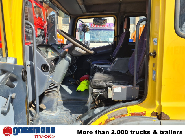 Mercedes-Benz Atego 815 K 4x2 - Horgos rakodó teherautó: 2 kép. Mercedes-Benz Atego 815 K 4x2 - Horgos rakodó teherautó: 2 kép.