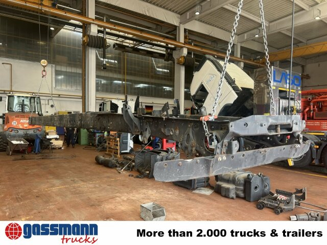 Mercedes-Benz Atego Fahrzeugrahmen - Keret/ Alváz - Teherautó: 5 kép. Mercedes-Benz Atego Fahrzeugrahmen - Keret/ Alváz - Teherautó: 5 kép.