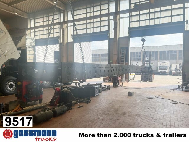 Mercedes-Benz Atego Fahrzeugrahmen - Keret/ Alváz - Teherautó: 1 kép. Mercedes-Benz Atego Fahrzeugrahmen - Keret/ Alváz - Teherautó: 1 kép.