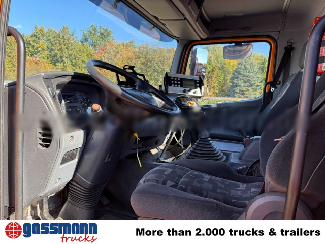 Mercedes-Benz Axor 1824 L 4x2, Motorabtrieb, - Horgos rakodó teherautó: 5 kép. Mercedes-Benz Axor 1824 L 4x2, Motorabtrieb, - Horgos rakodó teherautó: 5 kép.