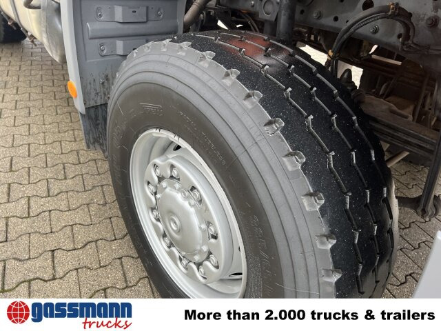 Mercedes-Benz Axor 1833 AK 4x4, Winterdienstausstattung - Billenőplatós teherautó: 5 kép. Mercedes-Benz Axor 1833 AK 4x4, Winterdienstausstattung - Billenőplatós teherautó: 5 kép.