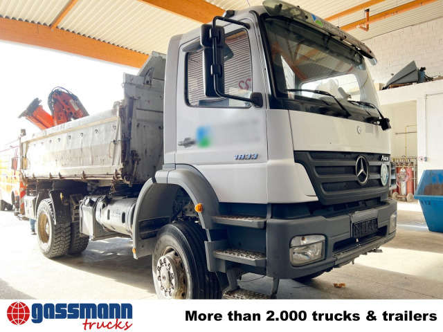 Mercedes-Benz Axor 1833 AK 4x4 mit Heckkran Atlas 105.2-A2L - Billenőplatós teherautó, Darus autó: 4 kép. Mercedes-Benz Axor 1833 AK 4x4 mit Heckkran Atlas 105.2-A2L - Billenőplatós teherautó, Darus autó: 4 kép.