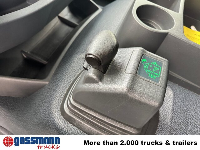 Mercedes-Benz Axor 1833 L 4x2, Getränkekoffer - Dobozos felépítményű teherautó: 5 kép. Mercedes-Benz Axor 1833 L 4x2, Getränkekoffer - Dobozos felépítményű teherautó: 5 kép.