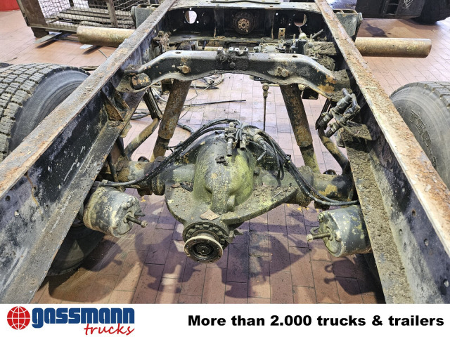 Mercedes-Benz LK 817, 5,7t Hinterachse - Hátsó tengely - Teherautó: 2 kép. Mercedes-Benz LK 817, 5,7t Hinterachse - Hátsó tengely - Teherautó: 2 kép.