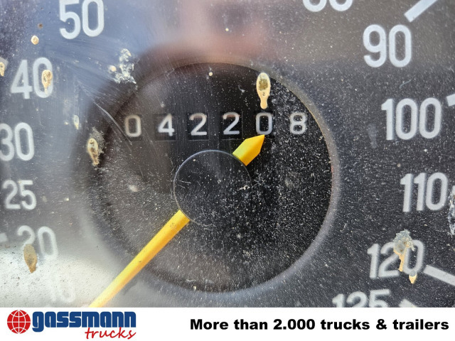 Mercedes-Benz SK 1222 AF 4x4 Doka, TLF16/25 - Tűzoltóautó: 3 kép. Mercedes-Benz SK 1222 AF 4x4 Doka, TLF16/25 - Tűzoltóautó: 3 kép.