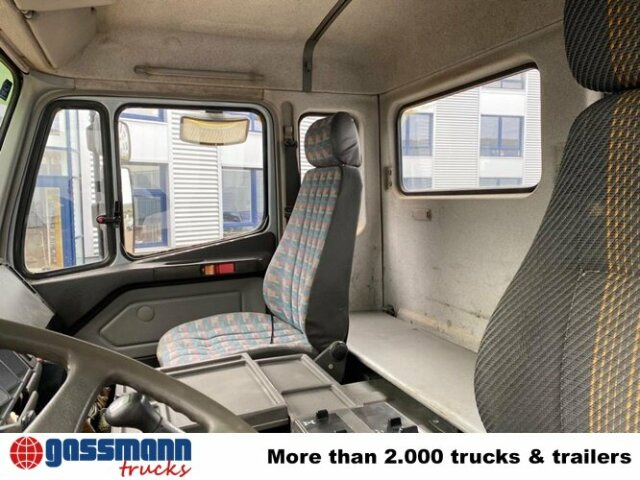 Mercedes-Benz SK 1824 AK 4x4 Chassis - Alvaz teherautó: 5 kép. Mercedes-Benz SK 1824 AK 4x4 Chassis - Alvaz teherautó: 5 kép.