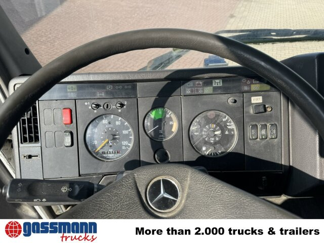 Mercedes-Benz SK 1827L 4x2 - Platós teherautó: 2 kép. Mercedes-Benz SK 1827L 4x2 - Platós teherautó: 2 kép.