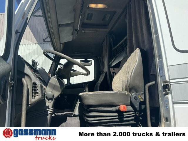 Mercedes-Benz SK 2435 L 6x2, V8 - Platós teherautó: 4 kép. Mercedes-Benz SK 2435 L 6x2, V8 - Platós teherautó: 4 kép.