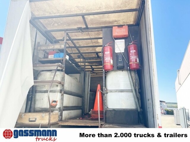 Mercedes-Benz SK 2435 L 6x2, V8, Spülbohrwagen - Dobozos felépítményű teherautó: 4 kép. Mercedes-Benz SK 2435 L 6x2, V8, Spülbohrwagen - Dobozos felépítményű teherautó: 4 kép.