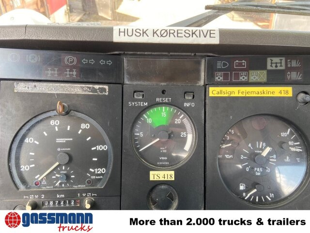 Mercedes-Benz SK II 2631 6x4, Winterdienstausstattung - Horgos rakodó teherautó: 4 kép. Mercedes-Benz SK II 2631 6x4, Winterdienstausstattung - Horgos rakodó teherautó: 4 kép.