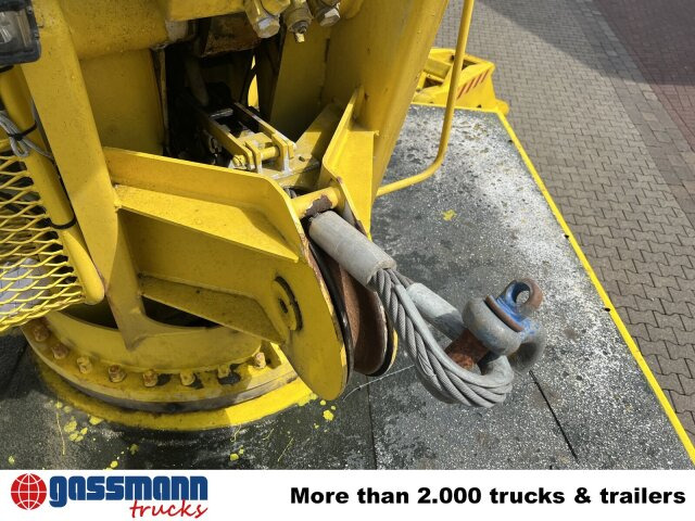 Mercedes-Benz SK II 2638/44 A 6x6, V8, Retarder, Kran, 2x - Darus autó: 4 kép. Mercedes-Benz SK II 2638/44 A 6x6, V8, Retarder, Kran, 2x - Darus autó: 4 kép.