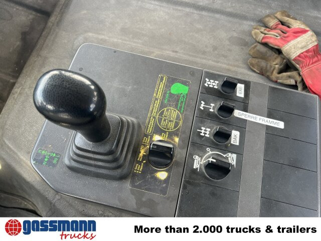 Mercedes-Benz SK II 2638/44 A 6x6, V8, Retarder - Alvaz teherautó: 3 kép. Mercedes-Benz SK II 2638/44 A 6x6, V8, Retarder - Alvaz teherautó: 3 kép.