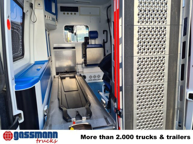 Mercedes-Benz Sprinter 313 CDI 4x2, EEV, Krankenwagen - Furgon: 4 kép. Mercedes-Benz Sprinter 313 CDI 4x2, EEV, Krankenwagen - Furgon: 4 kép.