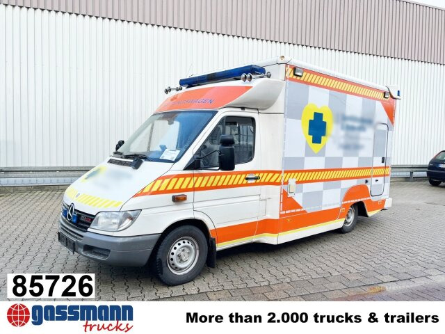 Mercedes-Benz Sprinter 313 CDI 4x2, Rettungswagen - Furgon: 1 kép. Mercedes-Benz Sprinter 313 CDI 4x2, Rettungswagen - Furgon: 1 kép.