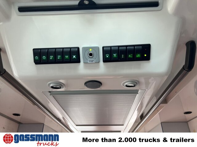 Mercedes-Benz Sprinter 313 CDI 4x2, Rettungswagen - Furgon: 5 kép. Mercedes-Benz Sprinter 313 CDI 4x2, Rettungswagen - Furgon: 5 kép.