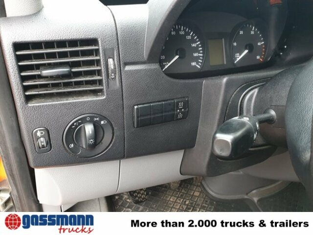 Mercedes-Benz Sprinter 313 KA 4x2 - Furgon: 3 kép. Mercedes-Benz Sprinter 313 KA 4x2 - Furgon: 3 kép.